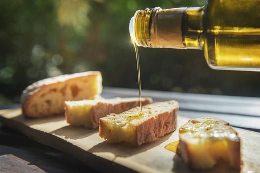 What Is The Best Olive Oil For Dipping Bread What Is The Best Olive Oil For Dipping Bread