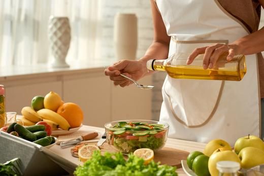 What Is the Best Olive Oil for Salads?