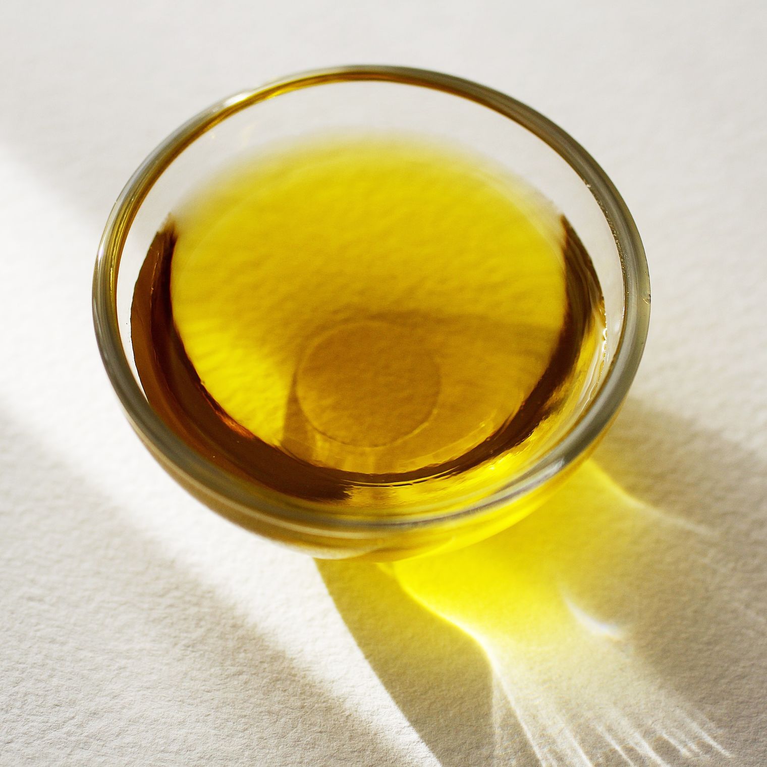 Coconut Oil vs. Olive Oil for Skin Care