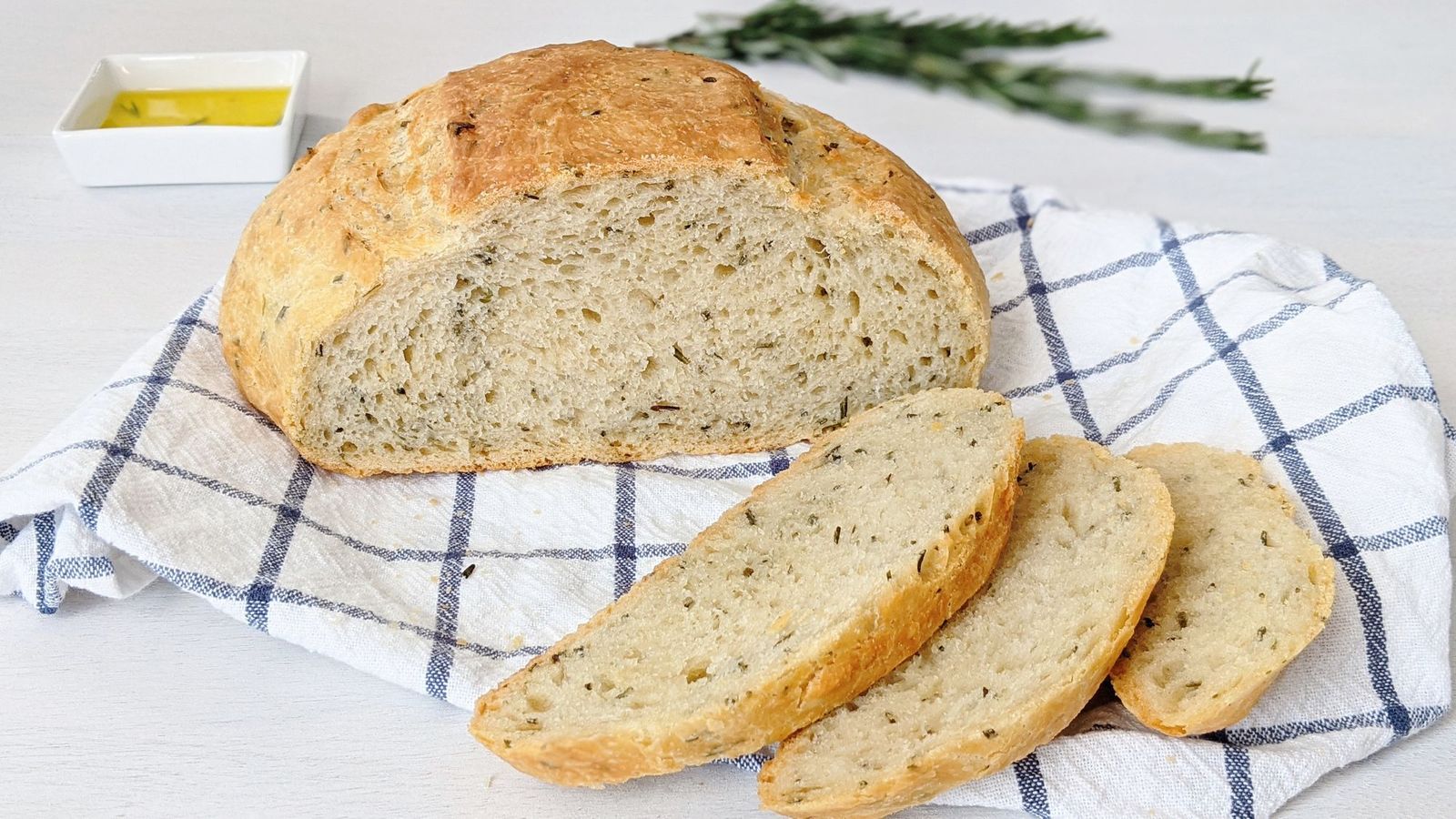 Easy No Knead Olive Oil Rosemary Bread Recipe
