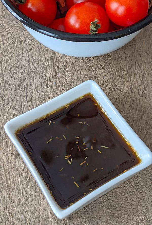 Balsamic and Olive Oil Bread Dip